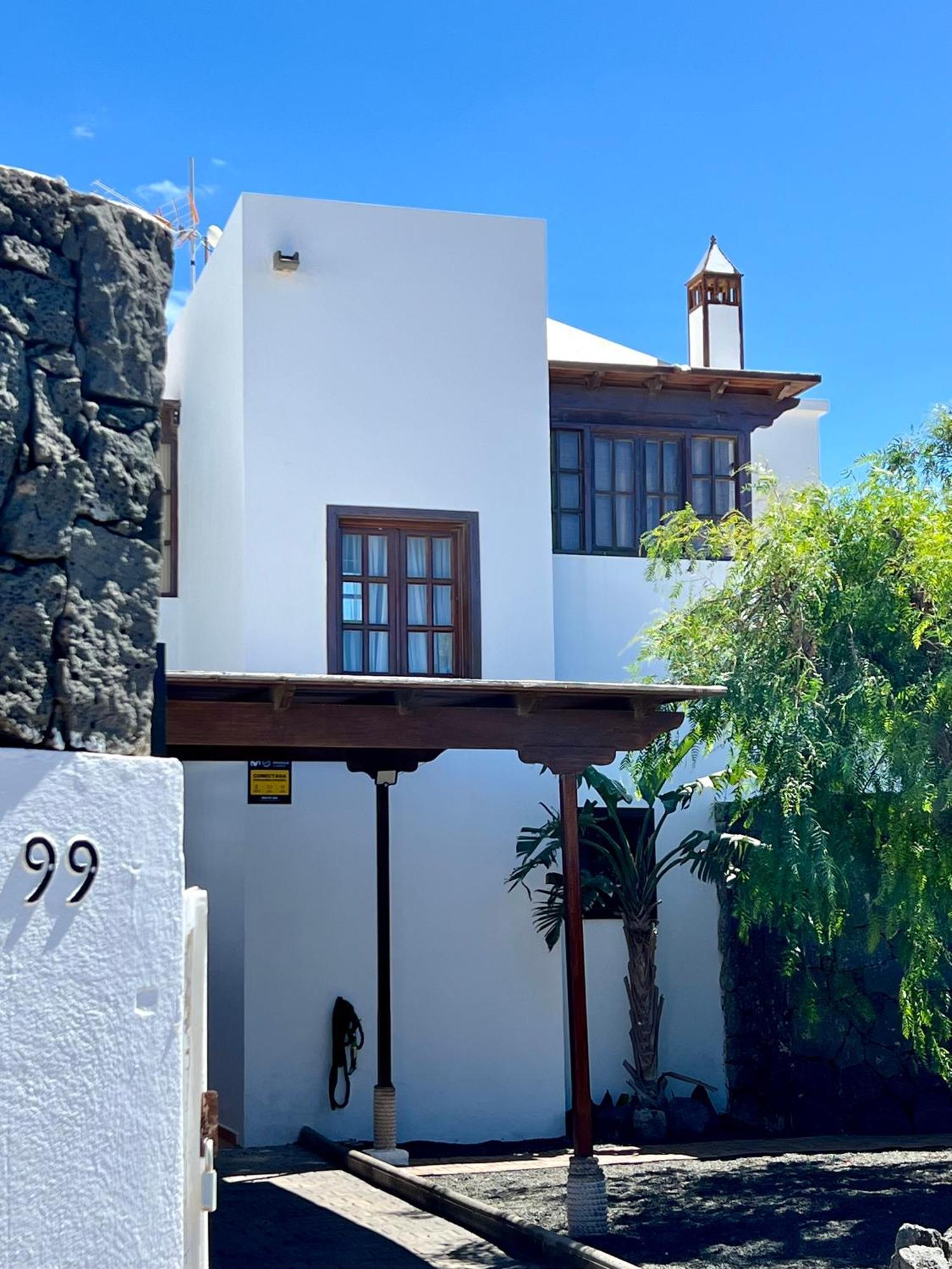 Villa Atienza 99 Playa Blanca  Exterior photo